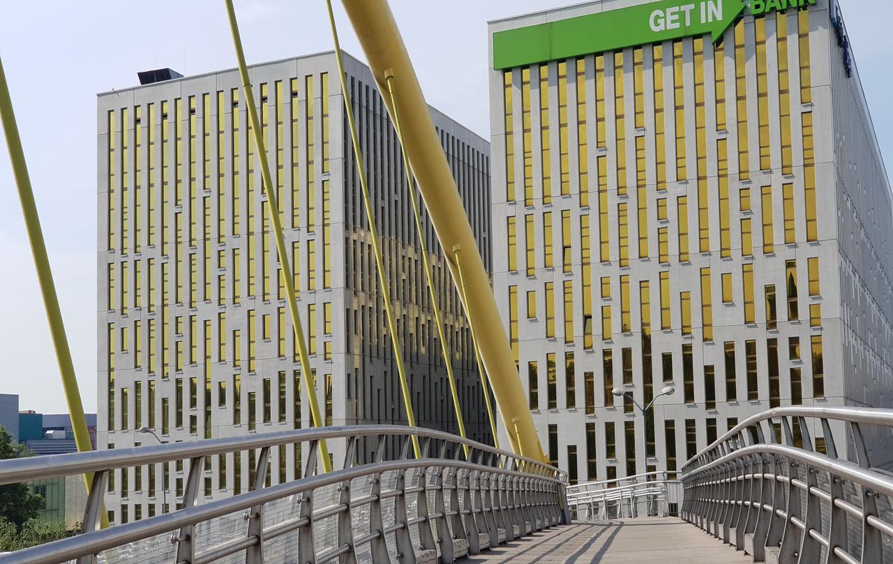 Kfip Apart Spodek 300M Three Apartament Katowice Zewnętrze zdjęcie